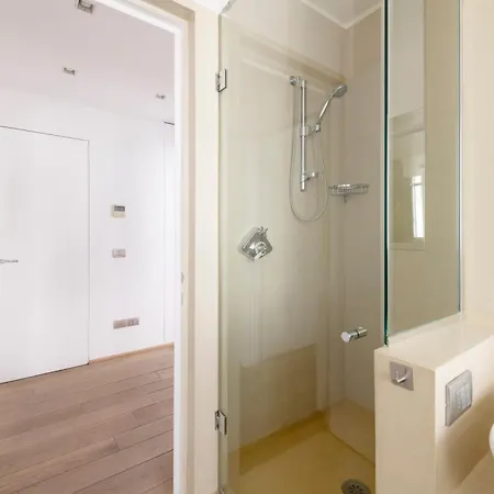 Design Apartment, Modern And Stylish 公寓 *