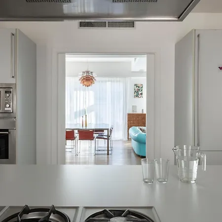 Design Apartment, Modern And Stylish 公寓 *