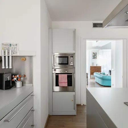 Design Apartment, Modern And Stylish Apartament